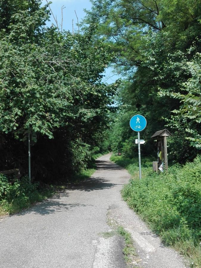 Il Casolare Del Medio Olona Bed and Breakfast Fagnano Olona Eksteriør billede