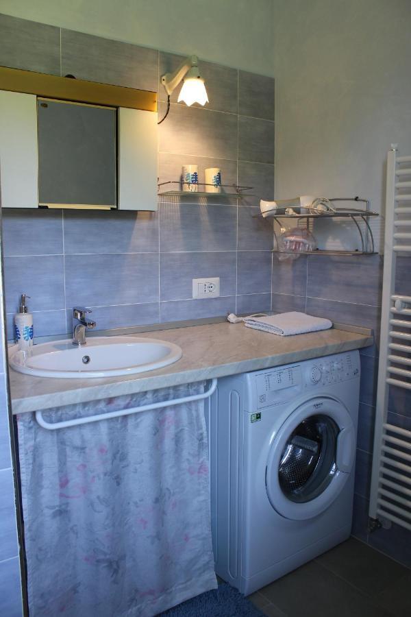 Il Casolare Del Medio Olona Bed and Breakfast Fagnano Olona Eksteriør billede