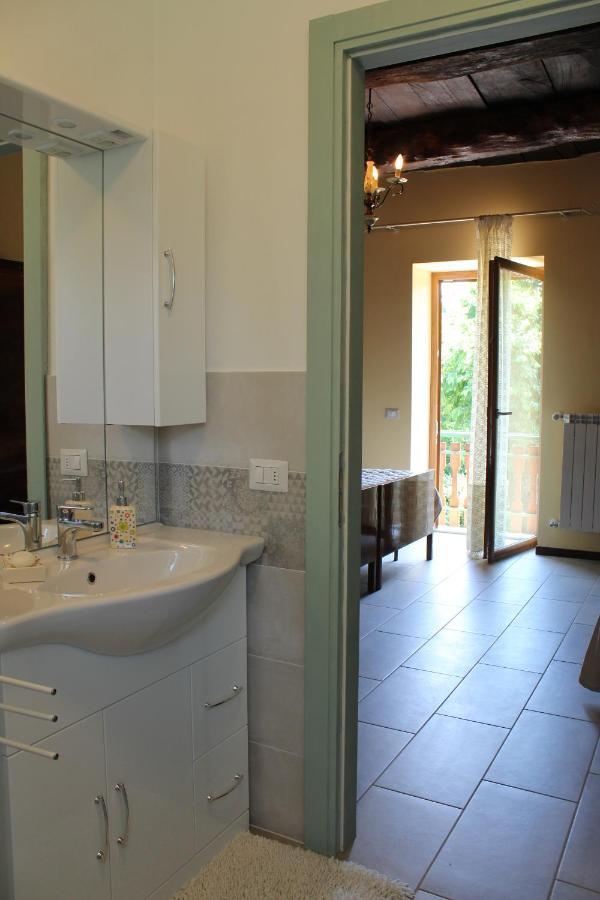 Il Casolare Del Medio Olona Bed and Breakfast Fagnano Olona Eksteriør billede