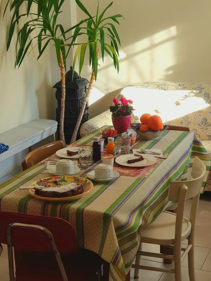 Il Casolare Del Medio Olona Bed and Breakfast Fagnano Olona Eksteriør billede