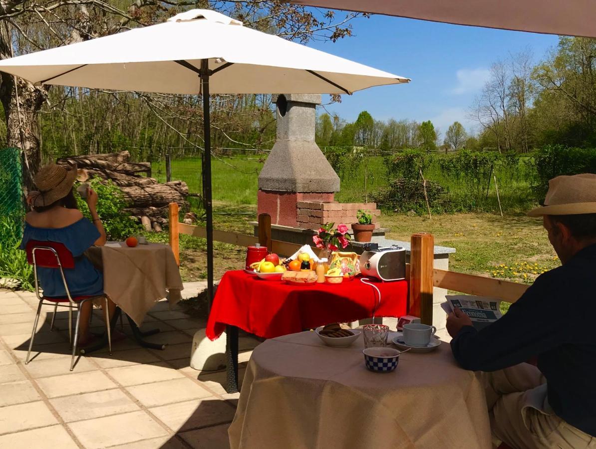 Il Casolare Del Medio Olona Bed and Breakfast Fagnano Olona Eksteriør billede