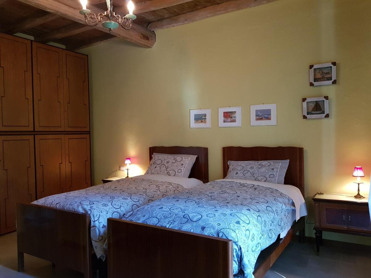 Il Casolare Del Medio Olona Bed and Breakfast Fagnano Olona Eksteriør billede