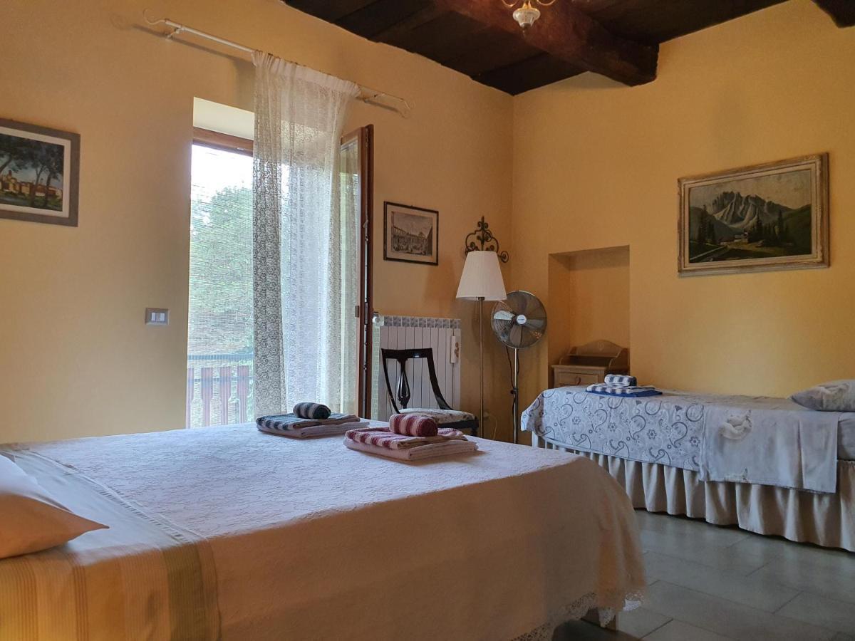 Il Casolare Del Medio Olona Bed and Breakfast Fagnano Olona Eksteriør billede
